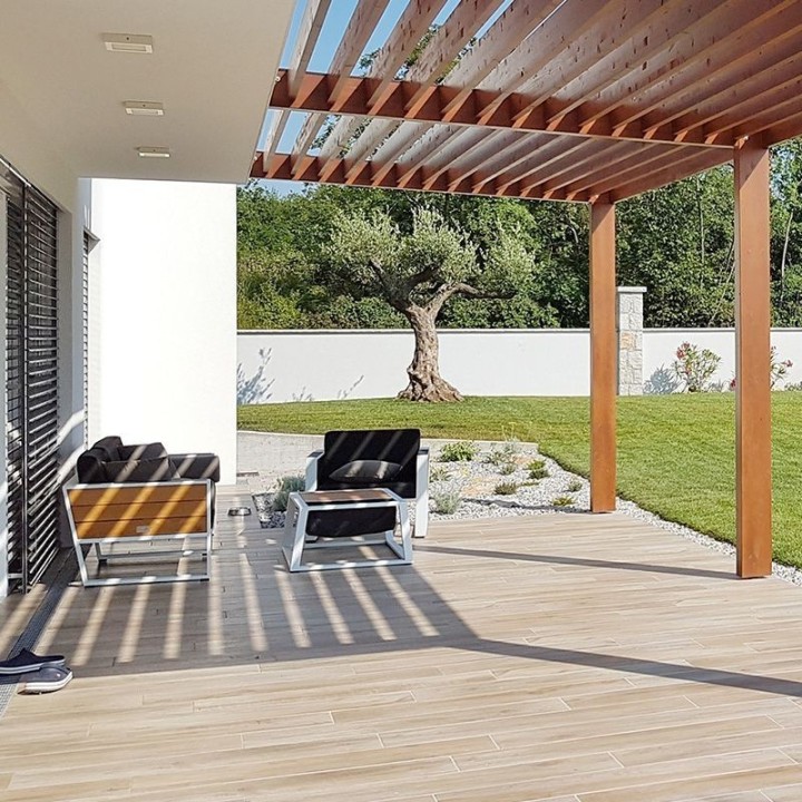 Plot réglable 40/60 mm terrasse dalle ESSENTIEL | Jouplast