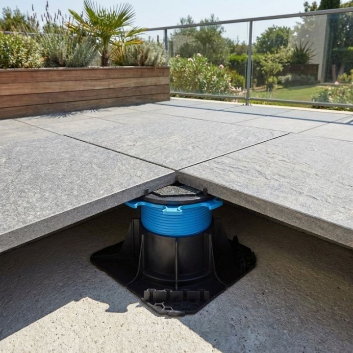 Plot réglable H80/130 mm terrasse dalle CLEMAN | Jouplast